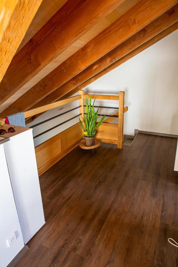 Appartement Charmant A Saint Come D'Olt Vue Montagne 80 M² Balconc Екстер'єр фото